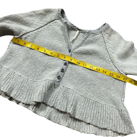 Free People Henley Sweetheart Cropped Sweater XS Knit Cotton Button Front - Picture 9 of 10